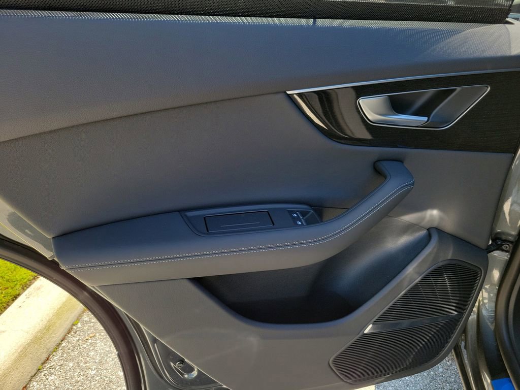 New 2026 Audi Q8 Premium Plus image 28