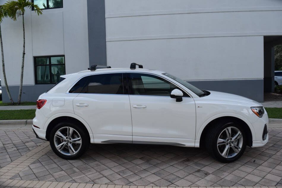 Used 2020 Audi Q3 2.0T Premium w/ Convenience Package AWD/4WD image 7