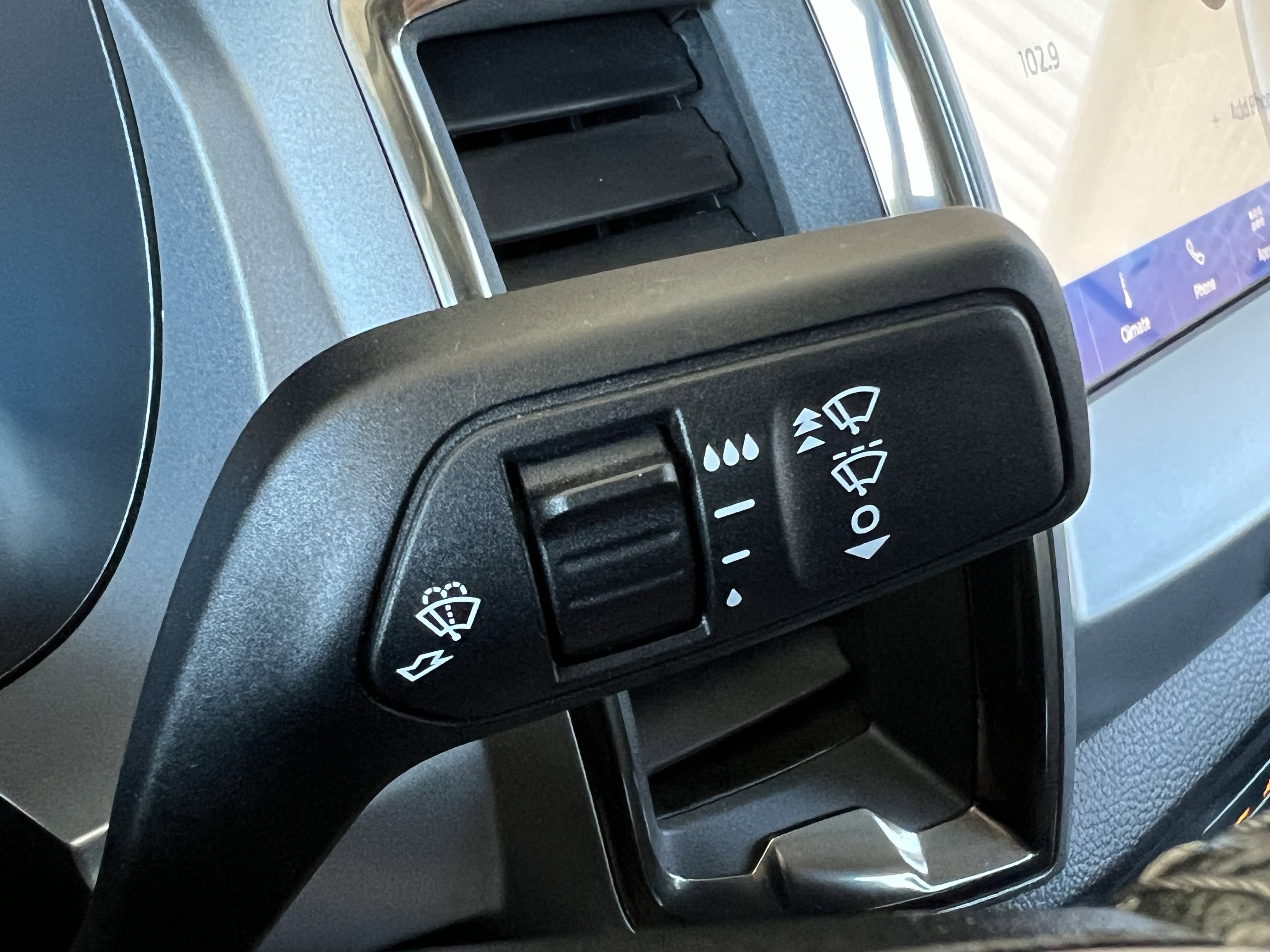 Used 2022 Ford Ranger XLT w/ Equipment Group 301A Mid AWD/4WD image 35