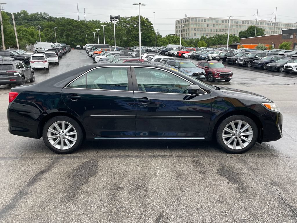 Used 2013 Toyota Camry XLE FWD image 7