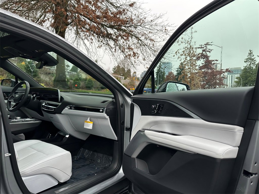 New 2026 Cadillac Lyriq Premium Sport image 11