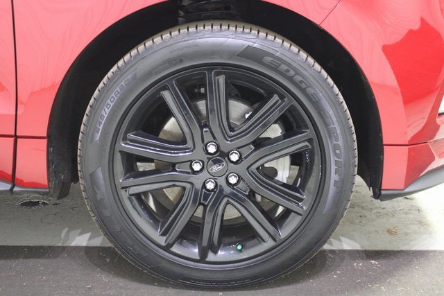 Used 2022 Ford Edge ST-Line image 29