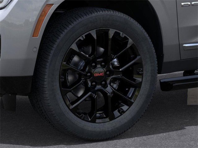 New 2026 GMC Yukon XL Denali w/ Sun & Power Step Package image 9