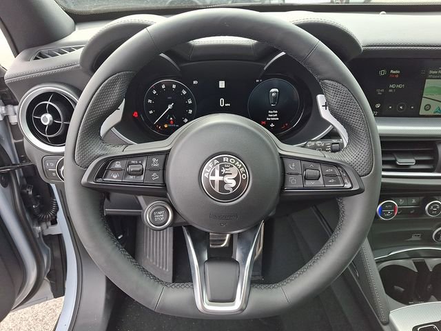 New 2026 Alfa Romeo Stelvio Sprint image 12