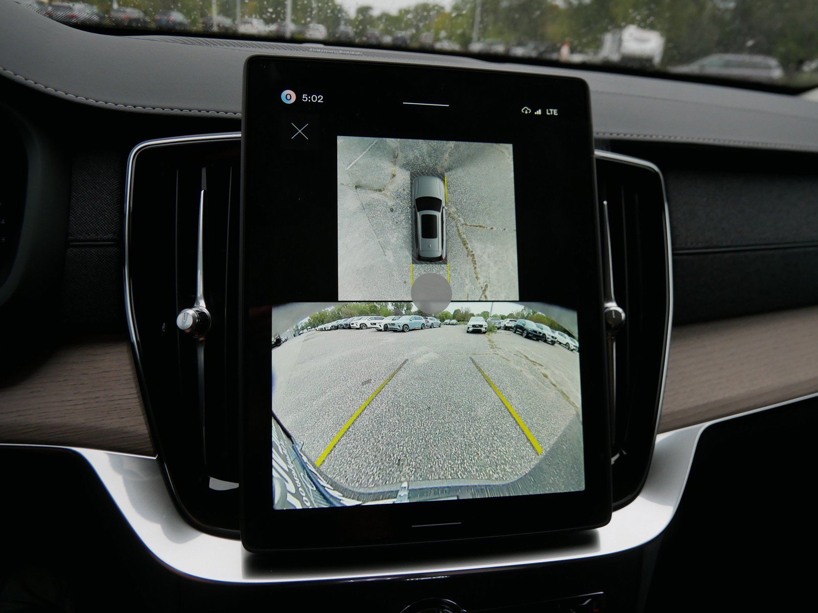 New 2027 Volvo XC90 B6 Plus AWD/4WD image 10
