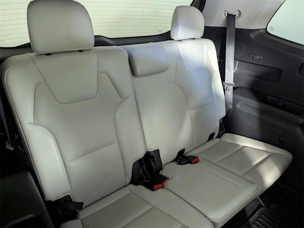 Used 2022 Kia Telluride SX w/ SX Prestige Package image 33