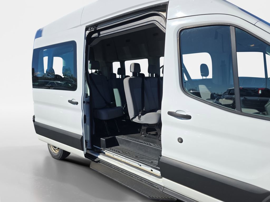 Used 2019 Ford Transit 350 XL image 19