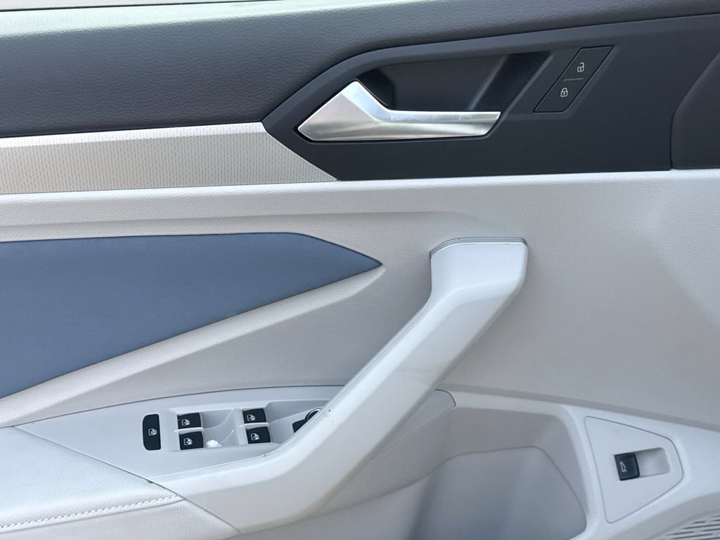 New 2026 Volkswagen Jetta SE FWD image 15