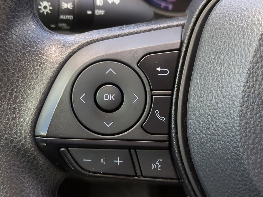 Used 2024 Toyota RAV4 AWD Hybrid image 22