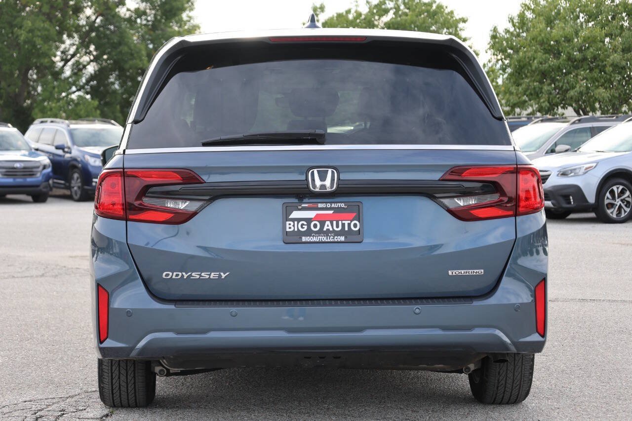 Used 2025 Honda Odyssey Touring image 10