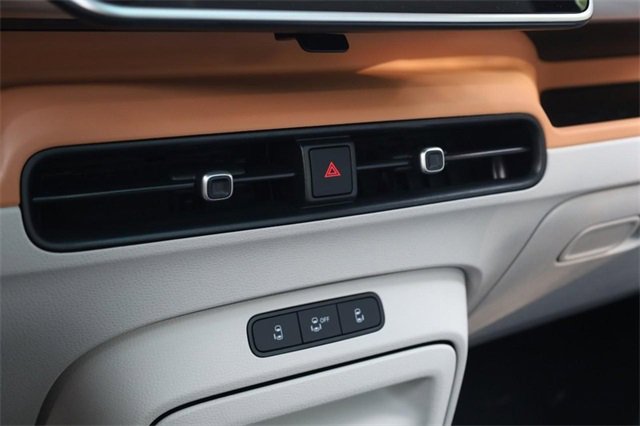 New 2025 Volkswagen ID. Buzz Pro S Plus image 19