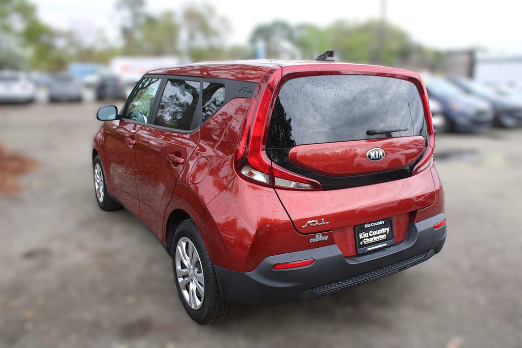 Certified 2021 Kia Soul LX image 11