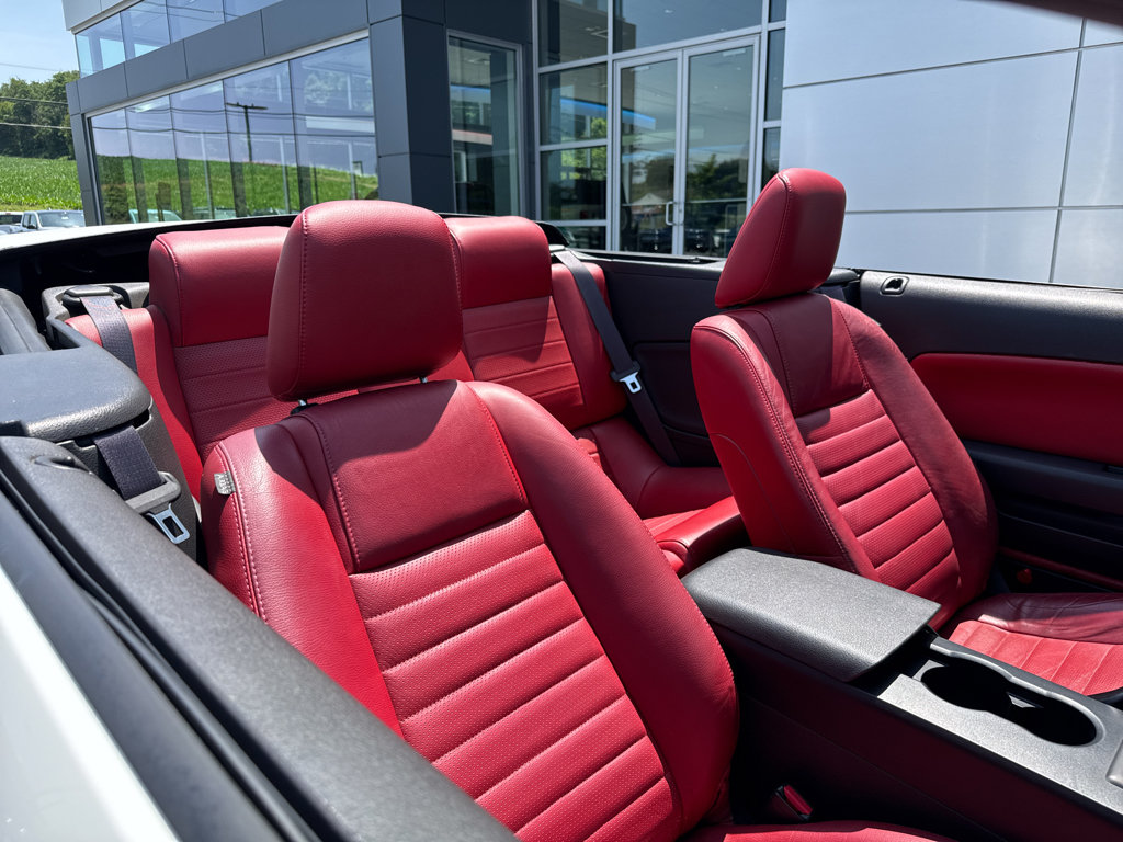 Used 2006 Ford Mustang GT Premium RWD image 10