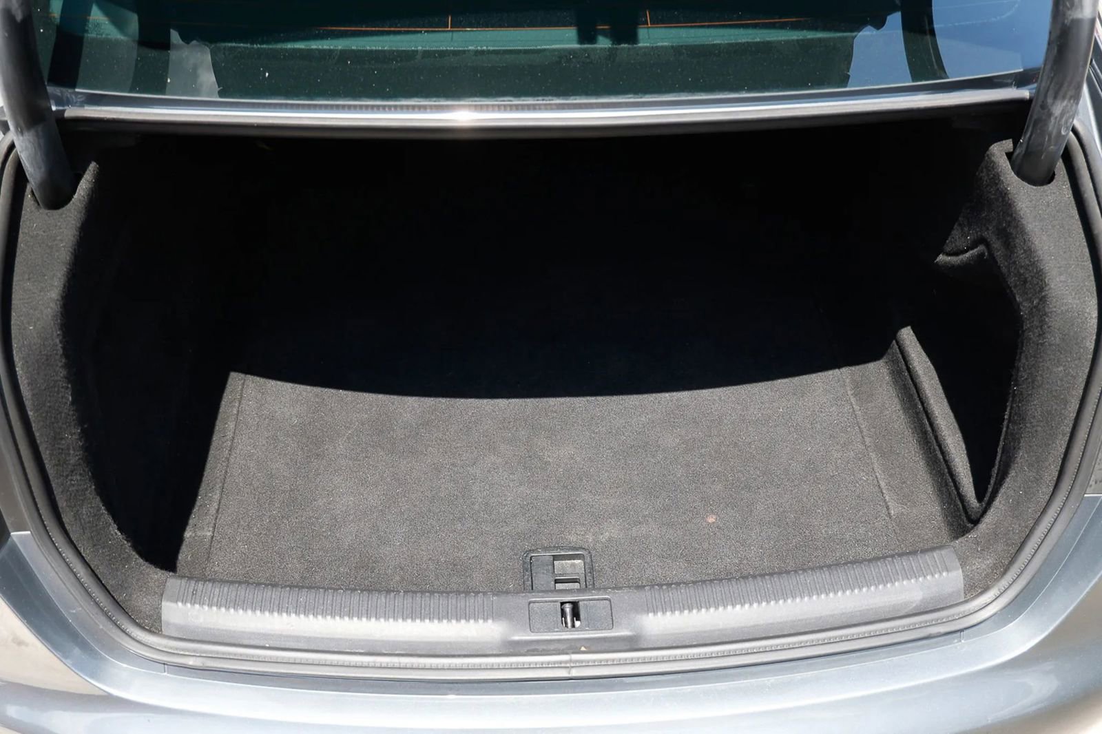 Used 2012 Audi A4 2.0T Premium FWD image 24