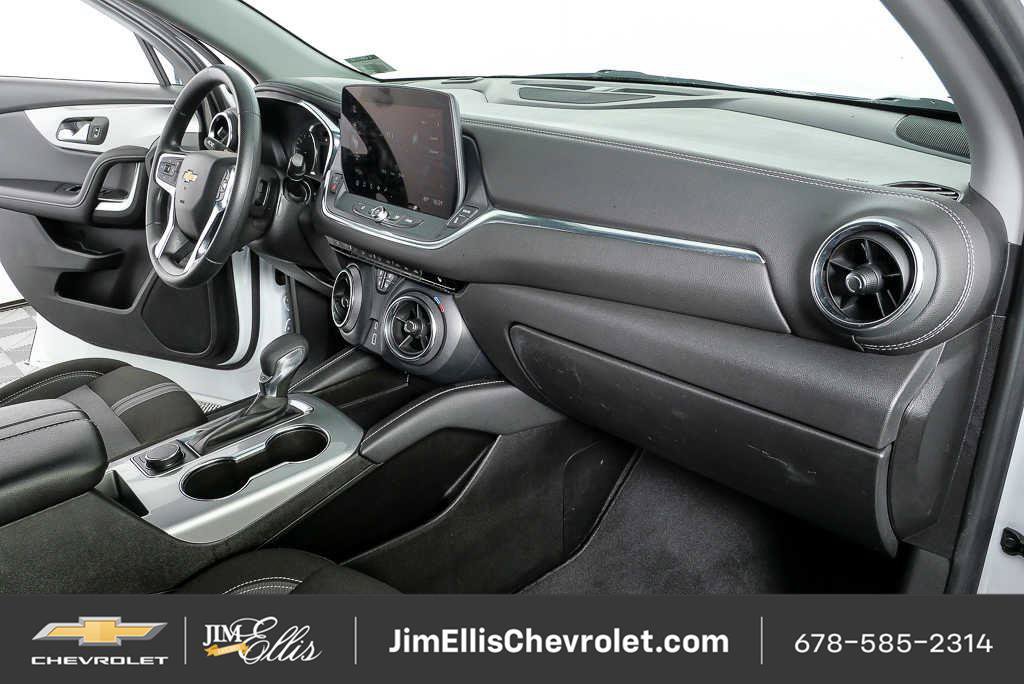 Certified 2025 Chevrolet Blazer LT FWD image 21