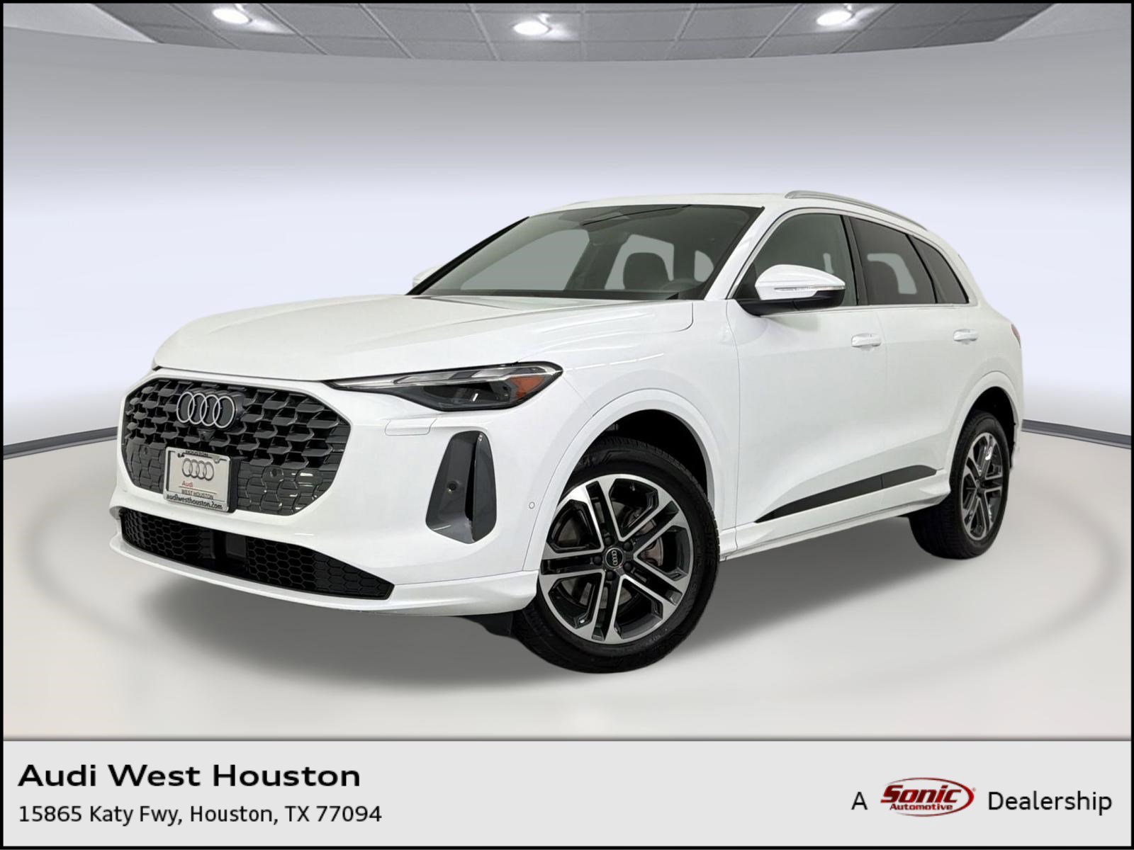 Certified 2025 Audi Q5 Premium w/ Convenience Package AWD/4WD image 1