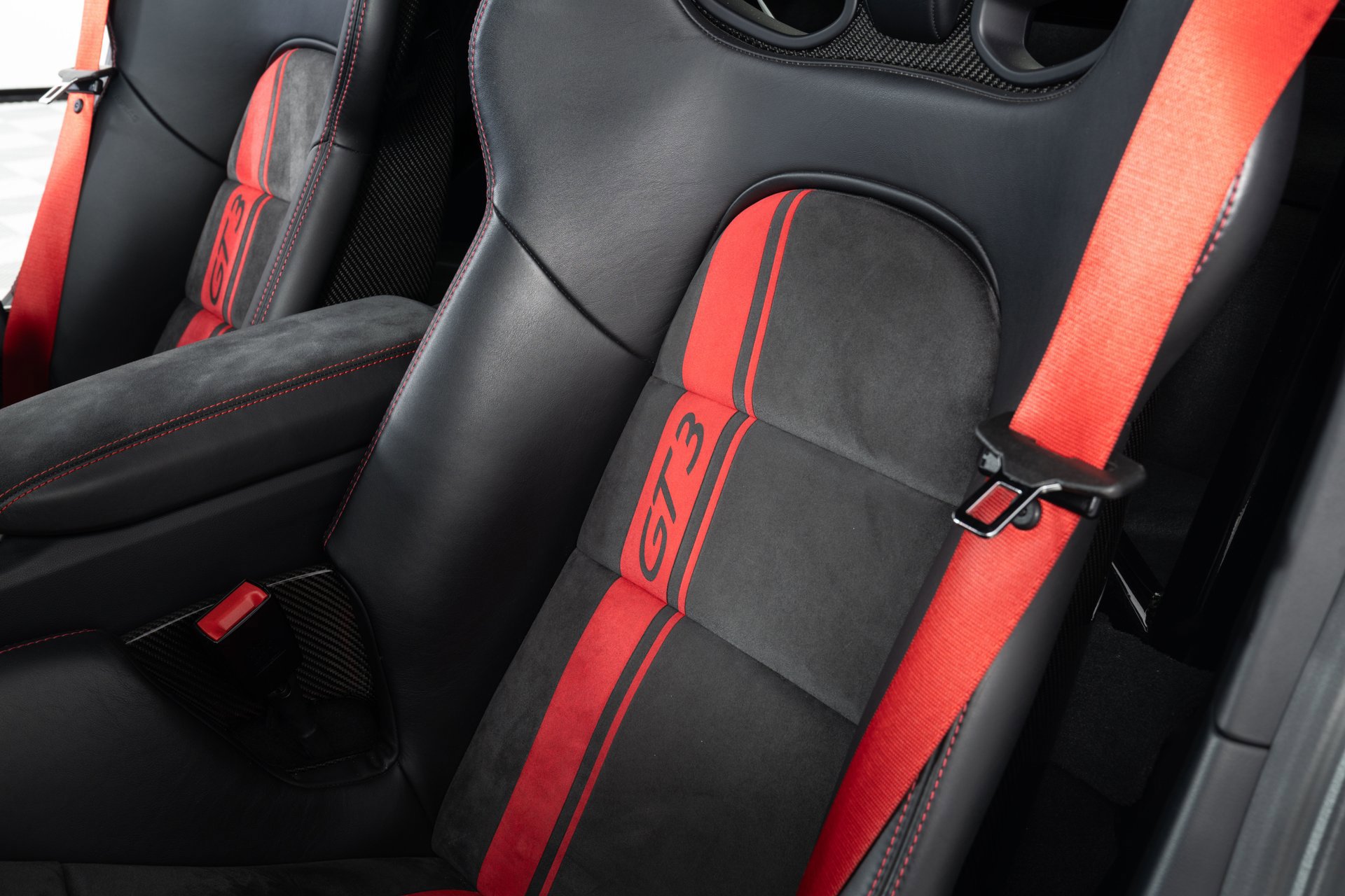 Used 2018 Porsche 911 GT3 RWD image 19