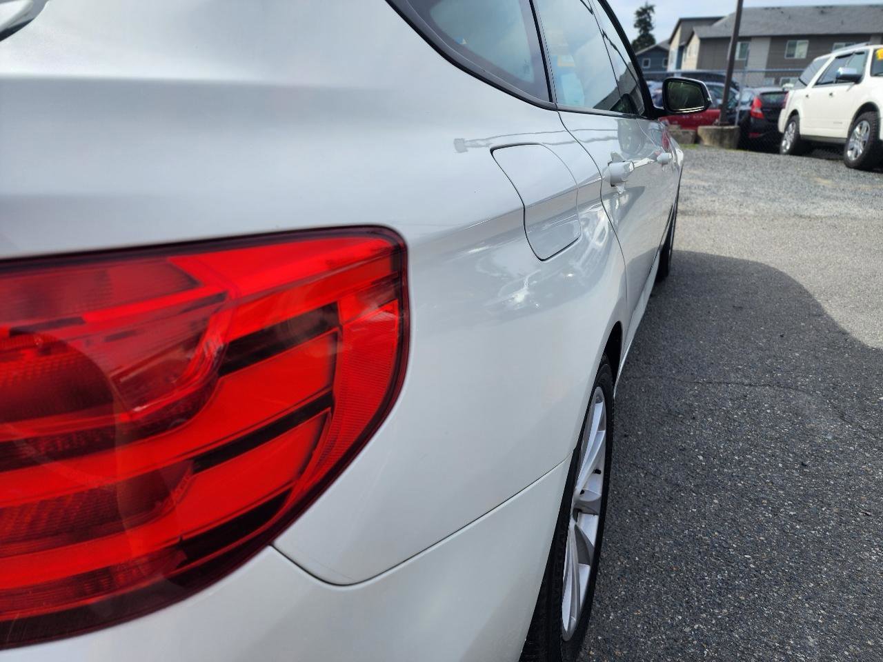Used 2015 BMW 328i Gran Turismo xDrive AWD/4WD image 36