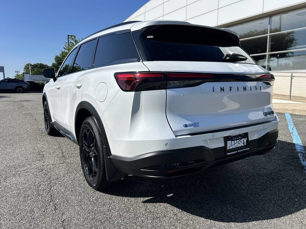 Certified 2026 INFINITI QX60 Sport w/ Dark Cargo Package AWD/4WD image 6