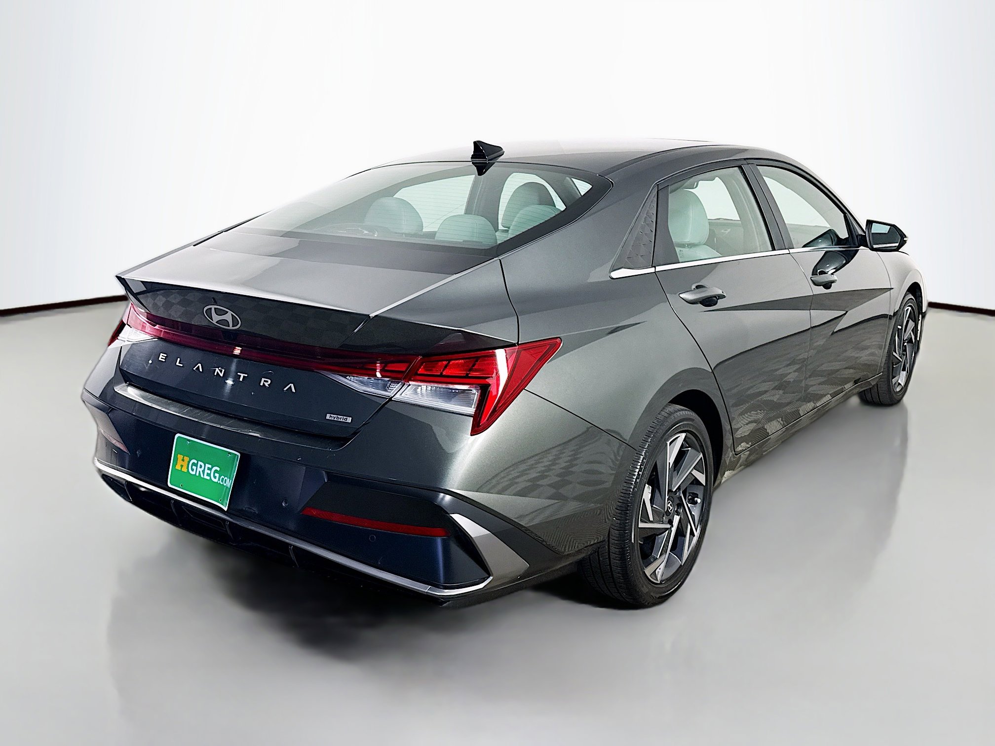 Used 2024 Hyundai Elantra Limited image 10