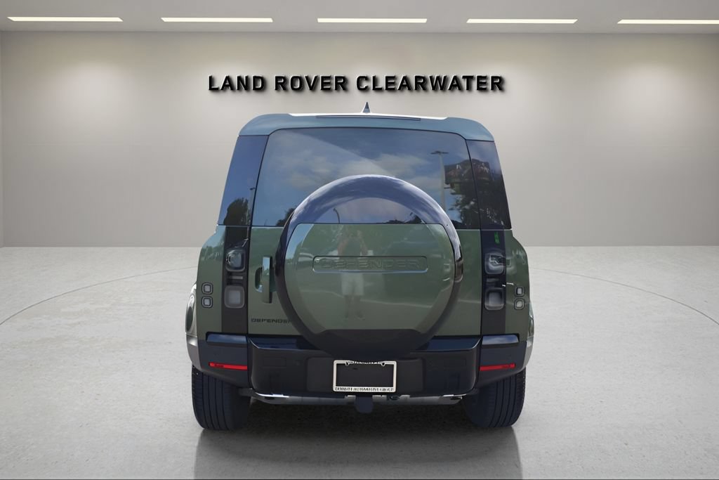 Used 2026 Land Rover Defender 110 S AWD/4WD image 4