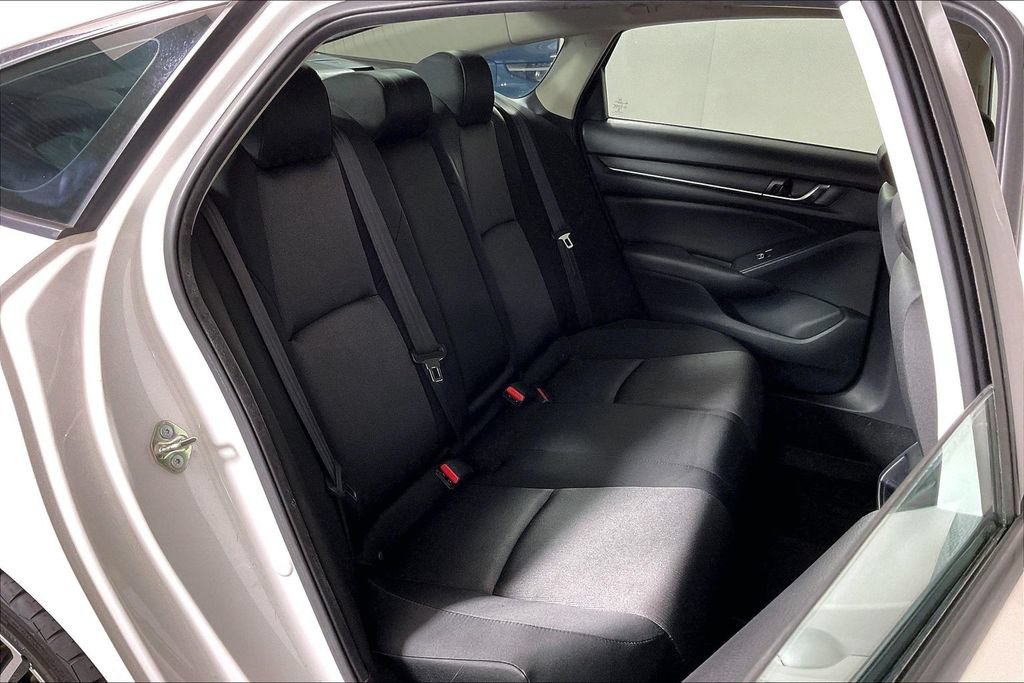 Used 2019 Honda Accord LX image 26