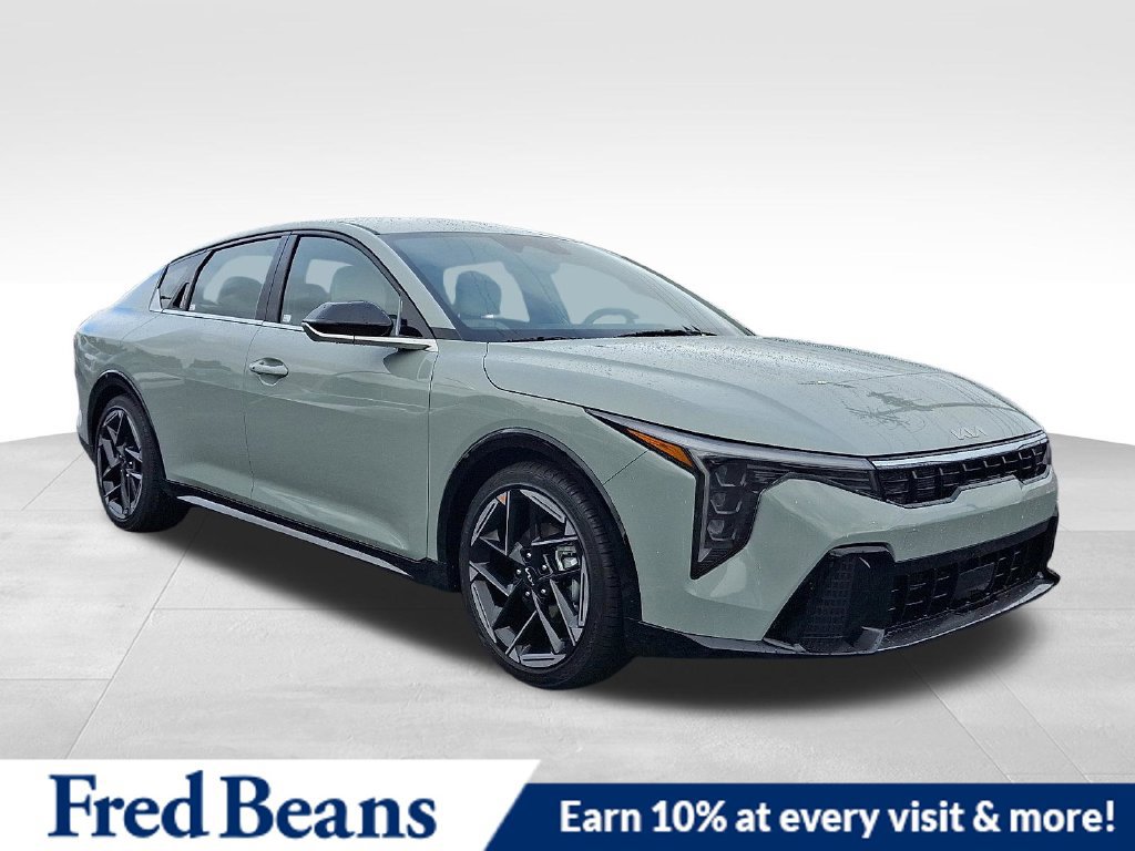 New 2026 Kia K4 GT-Line