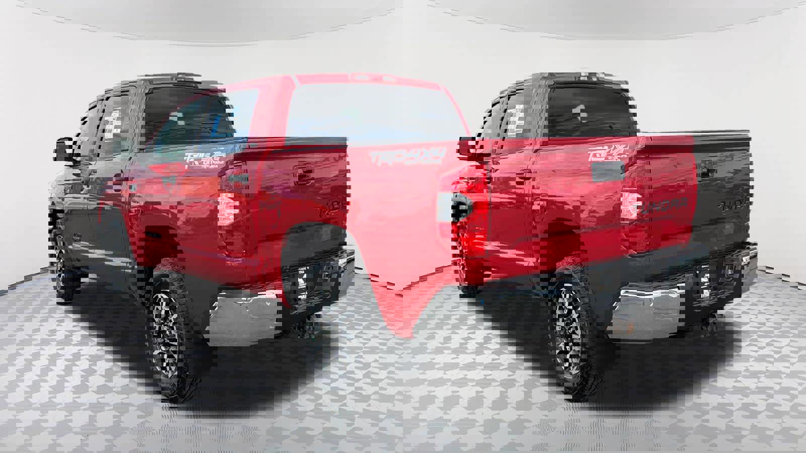 Used 2019 Toyota Tundra SR5 w/ TRD Off Road Package image 7