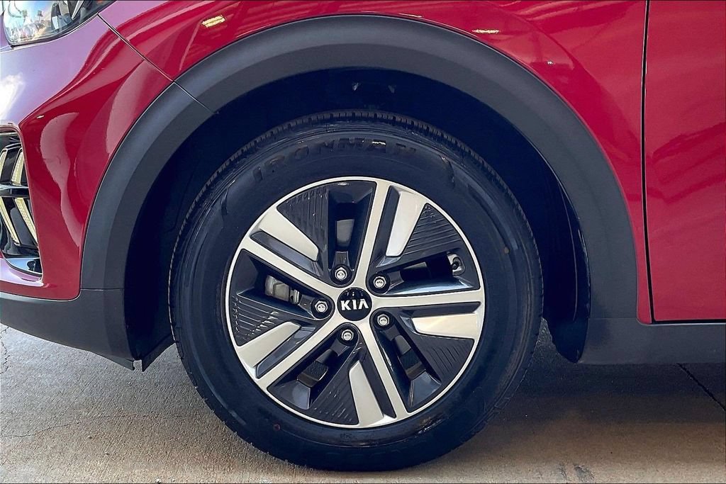 Used 2021 Kia Niro LXS FWD image 9