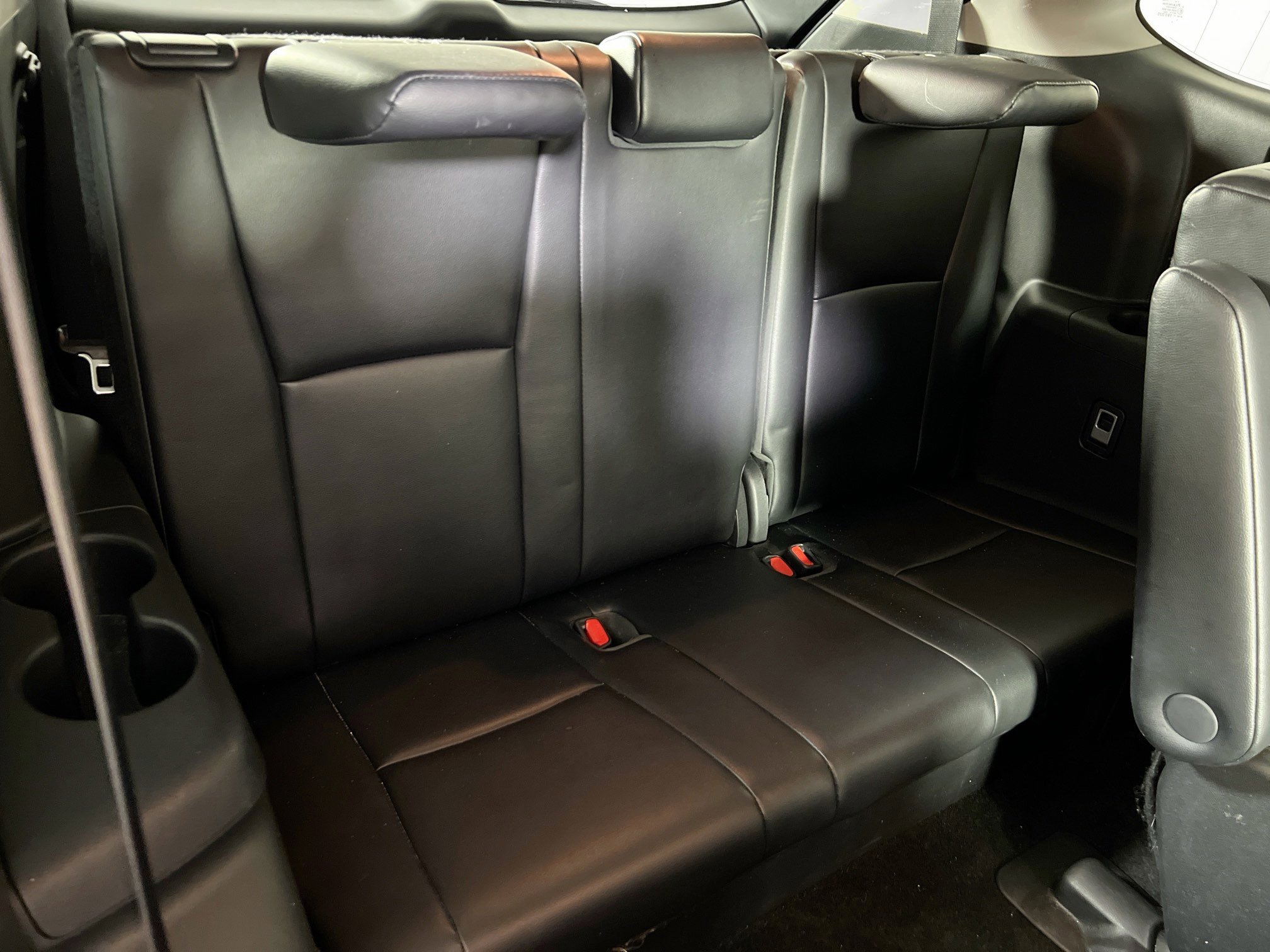 Used 2023 Toyota Highlander XLE image 27