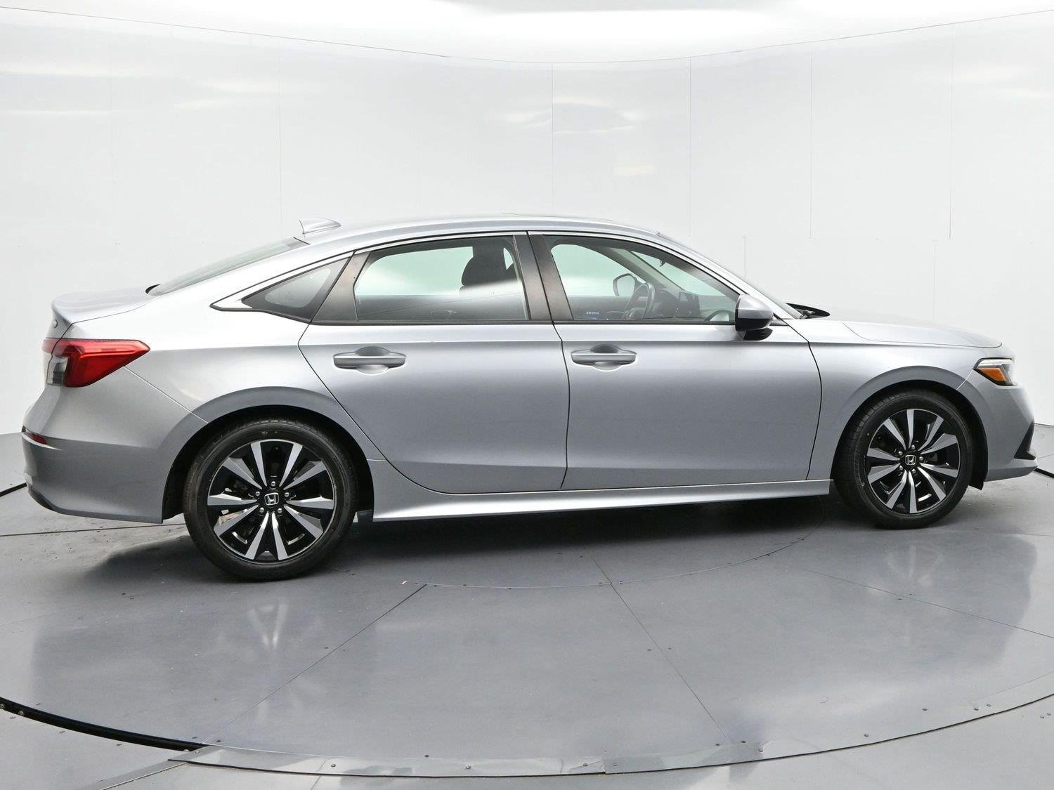 Used 2023 Honda Civic EX image 8