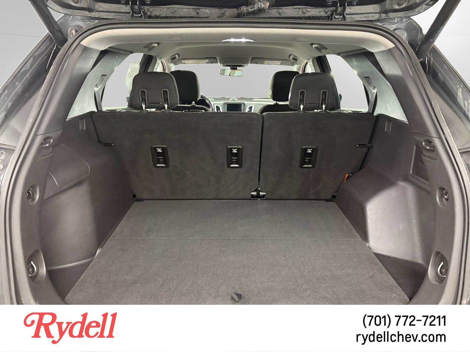 Used 2019 Chevrolet Equinox LT AWD/4WD image 18