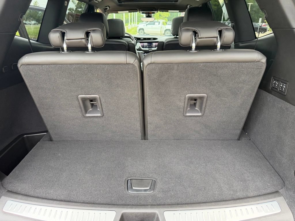 Used 2020 Cadillac XT6 Premium Luxury FWD image 40