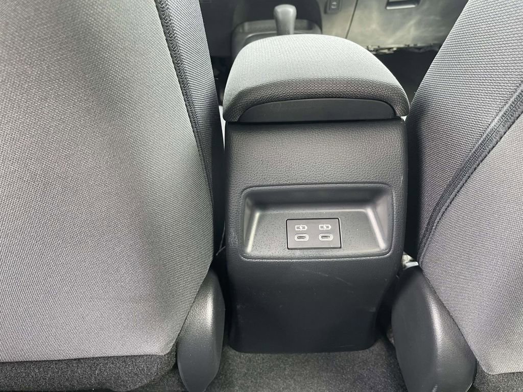 Used 2024 Toyota Corolla LE image 16