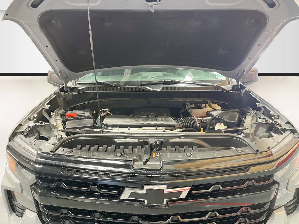 Used 2025 Chevrolet Silverado 1500 Custom w/ Turbomax Blackout Package AWD/4WD image 29