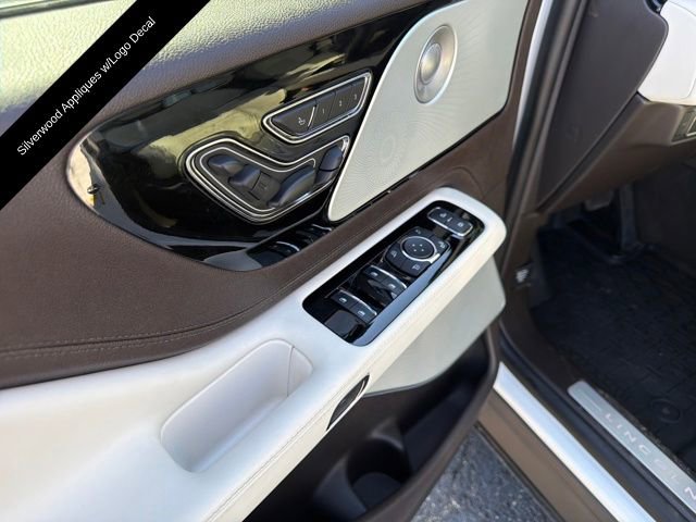 Certified 2023 Lincoln Aviator Black Label w/ Jet Package image 15