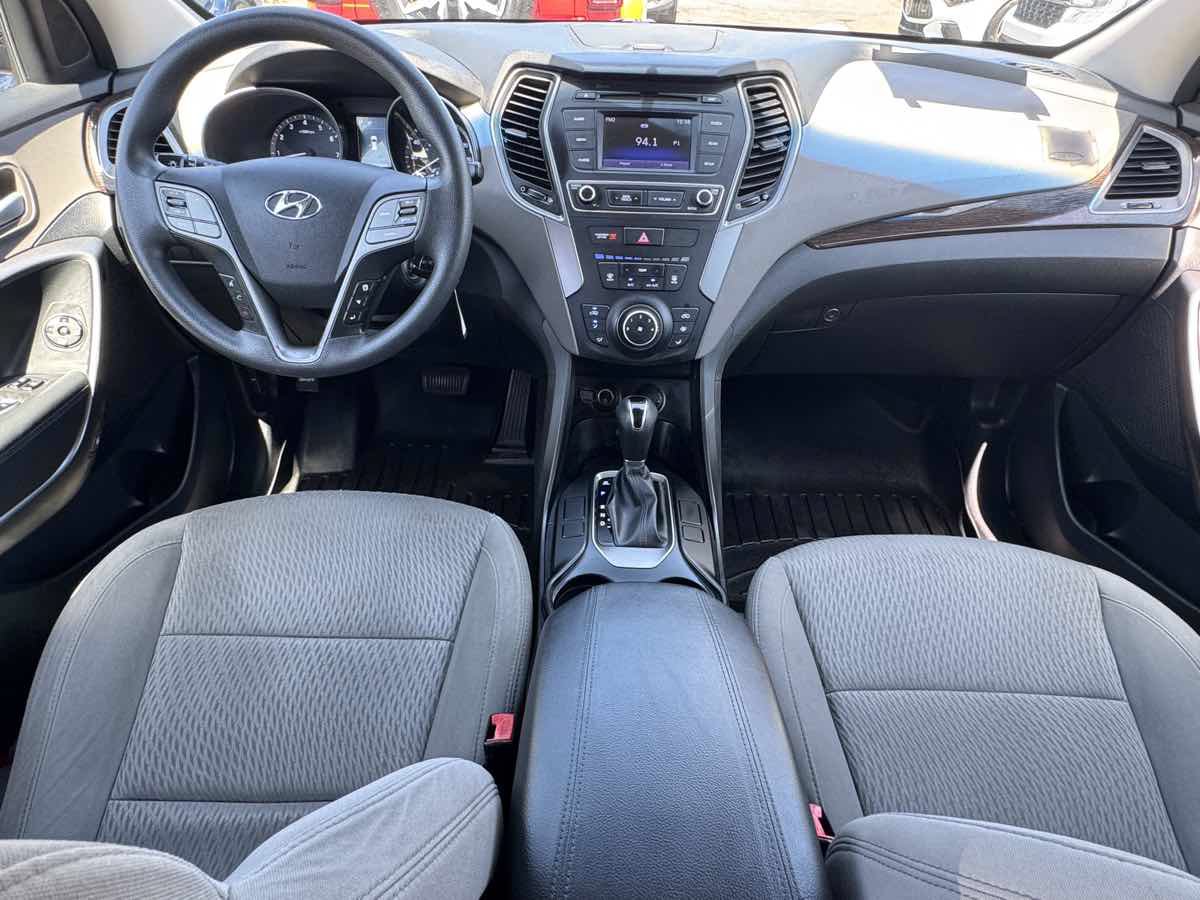 Used 2018 Hyundai Santa Fe Sport FWD image 20