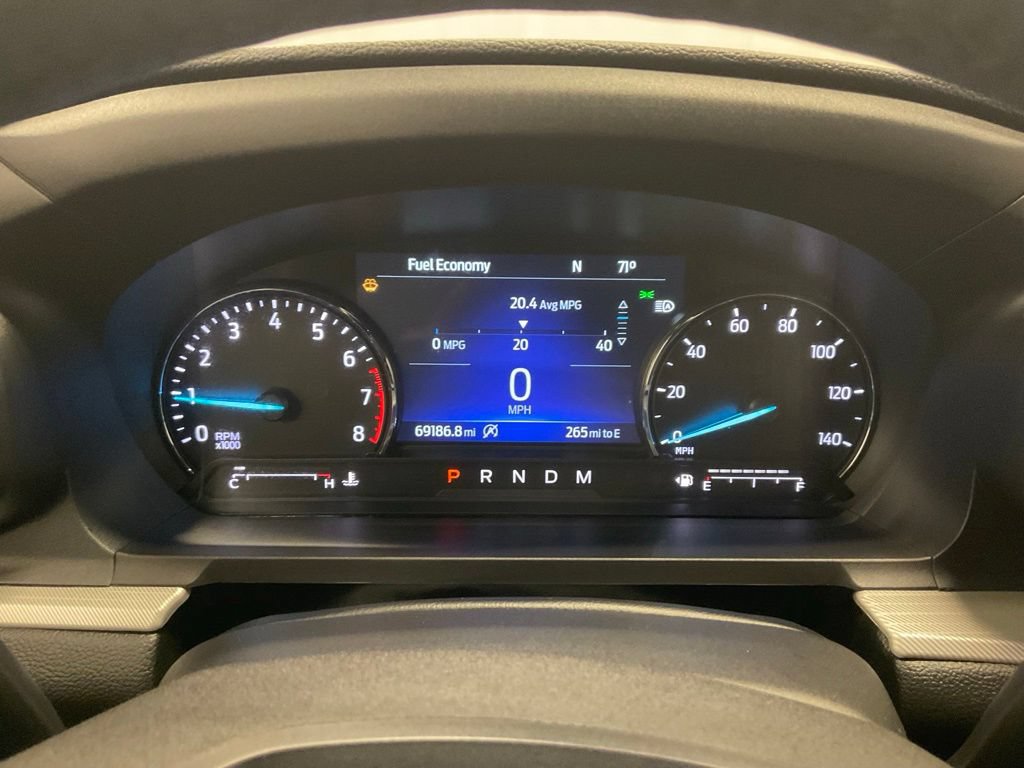 Used 2020 Ford Explorer XLT w/ Equipment Group 202A AWD/4WD image 15