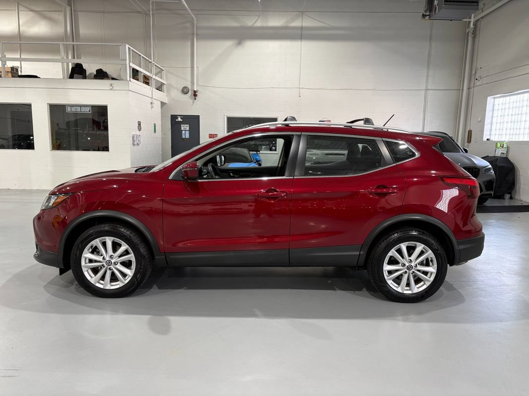 Used 2019 Nissan Rogue Sport SV AWD/4WD image 4
