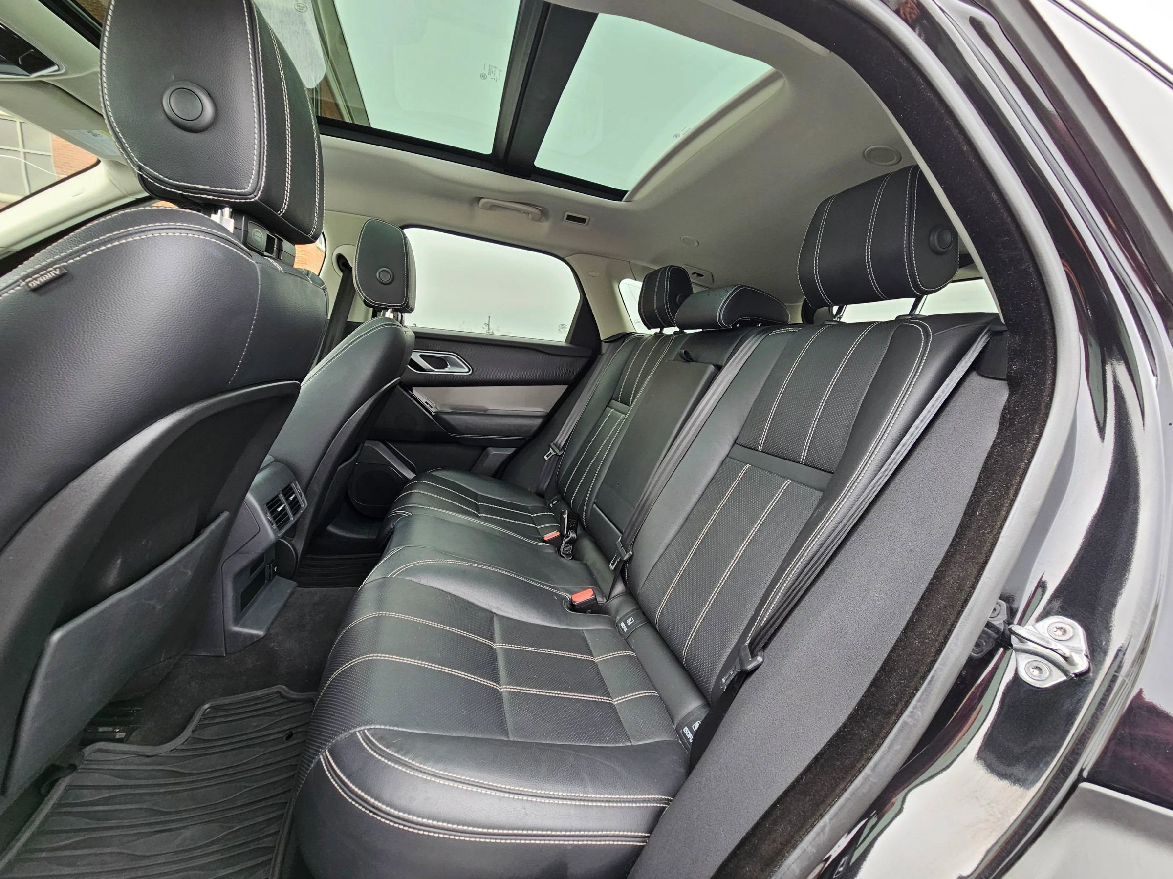 Used 2021 Land Rover Range Rover Velar S image 24