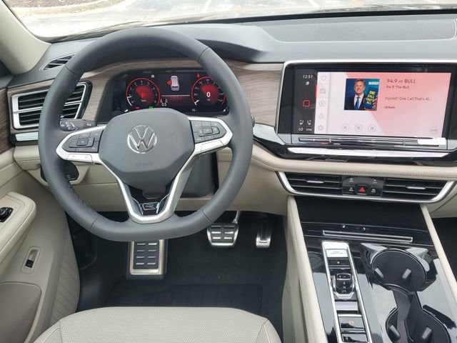 New 2026 Volkswagen Atlas SEL Premium R-Line image 18