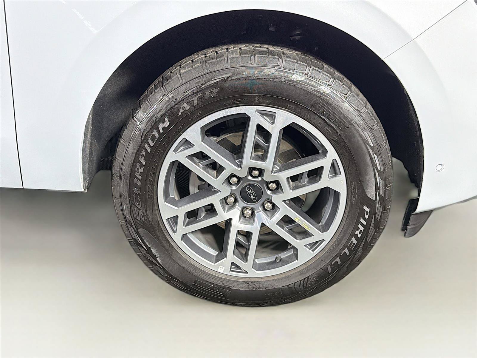 Used 2025 Ford Expedition Active AWD/4WD image 37