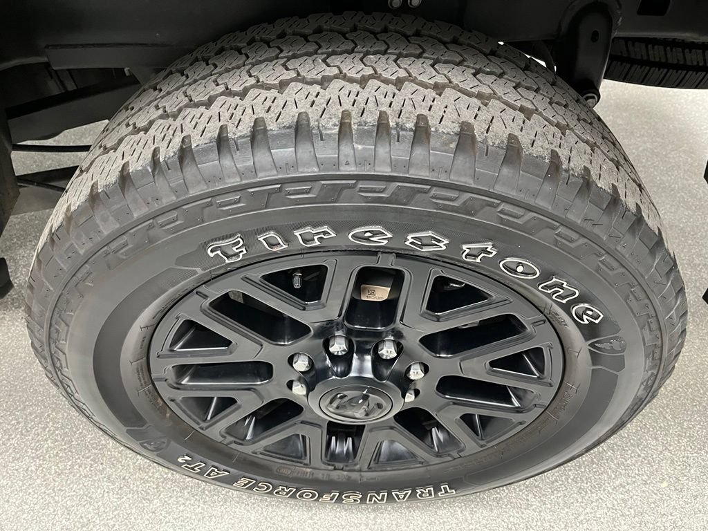 Used 2025 RAM 2500 Limited AWD/4WD image 16