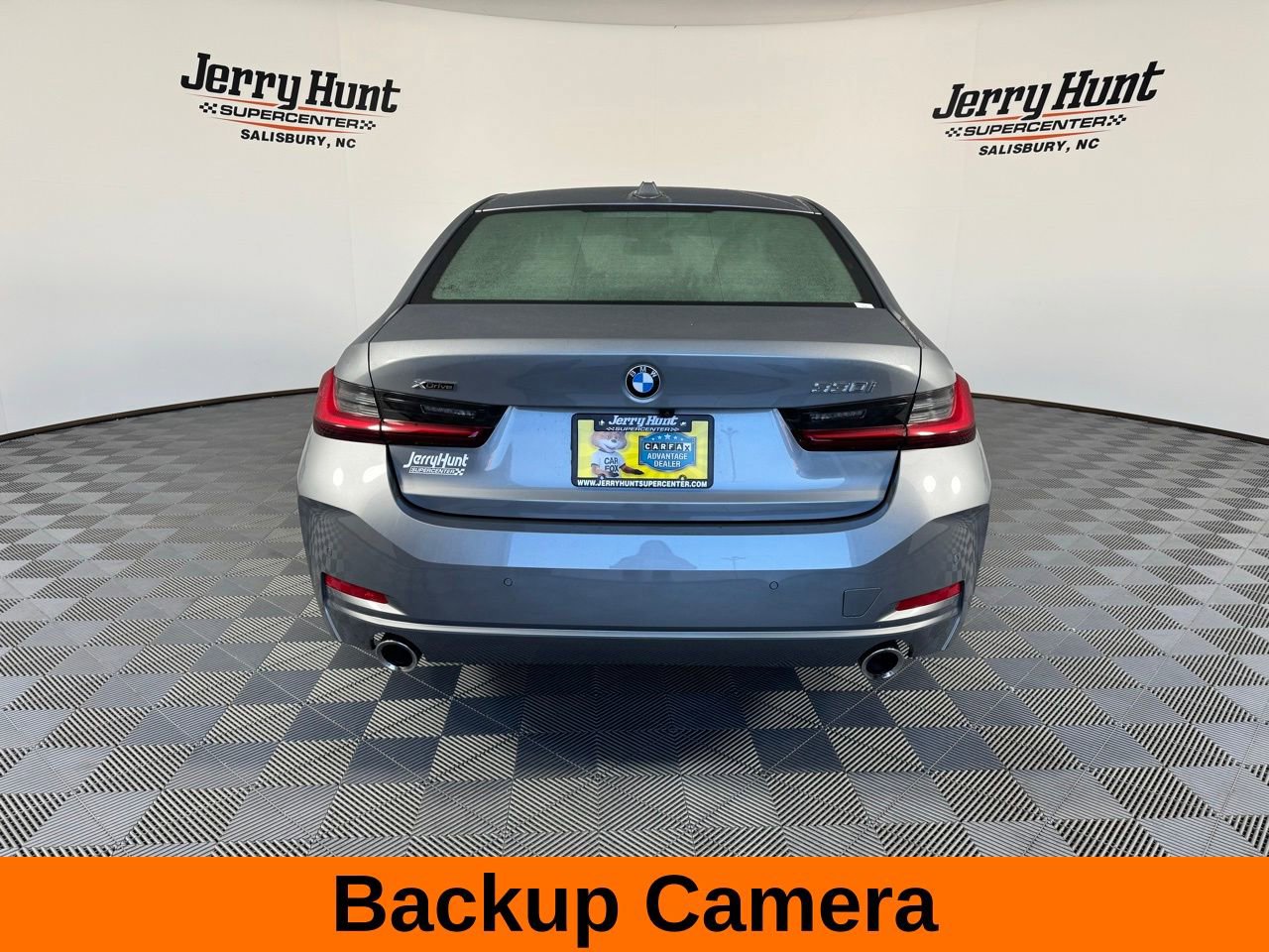 Used 2024 BMW 330i xDrive Sedan w/ Convenience Package image 8