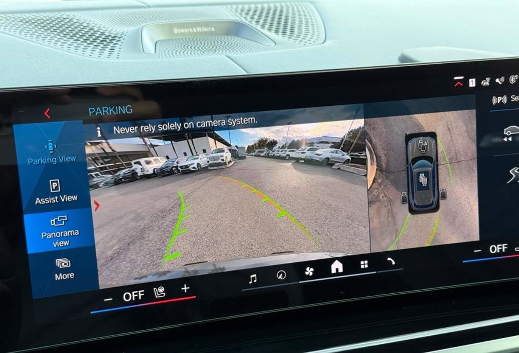 Used 2025 BMW X5 M Competition w/ Executive Package image 6