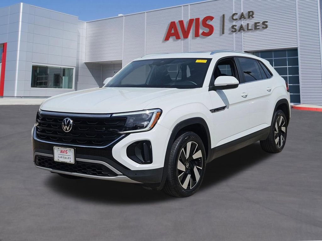 Used 2025 Volkswagen Atlas Cross Sport SE image 1