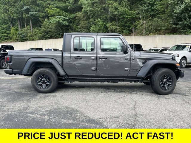 Used 2023 Jeep Gladiator Sport AWD/4WD image 2