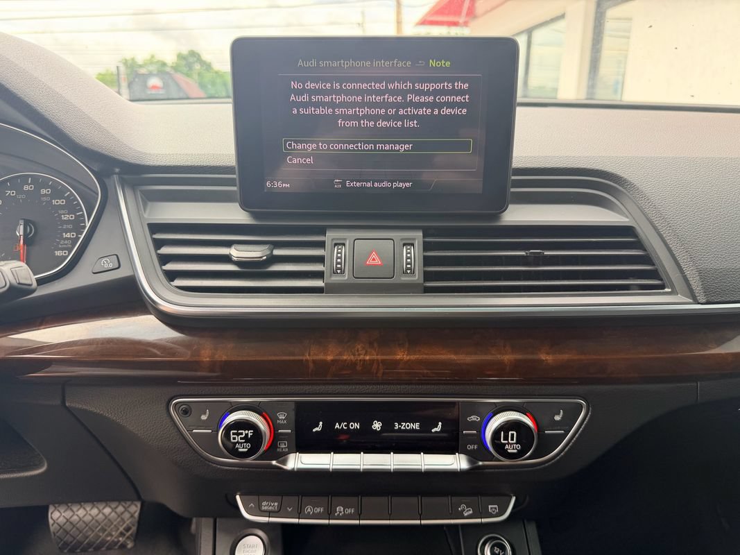 Used 2018 Audi Q5 2.0T Premium w/ Convenience Package AWD/4WD image 19