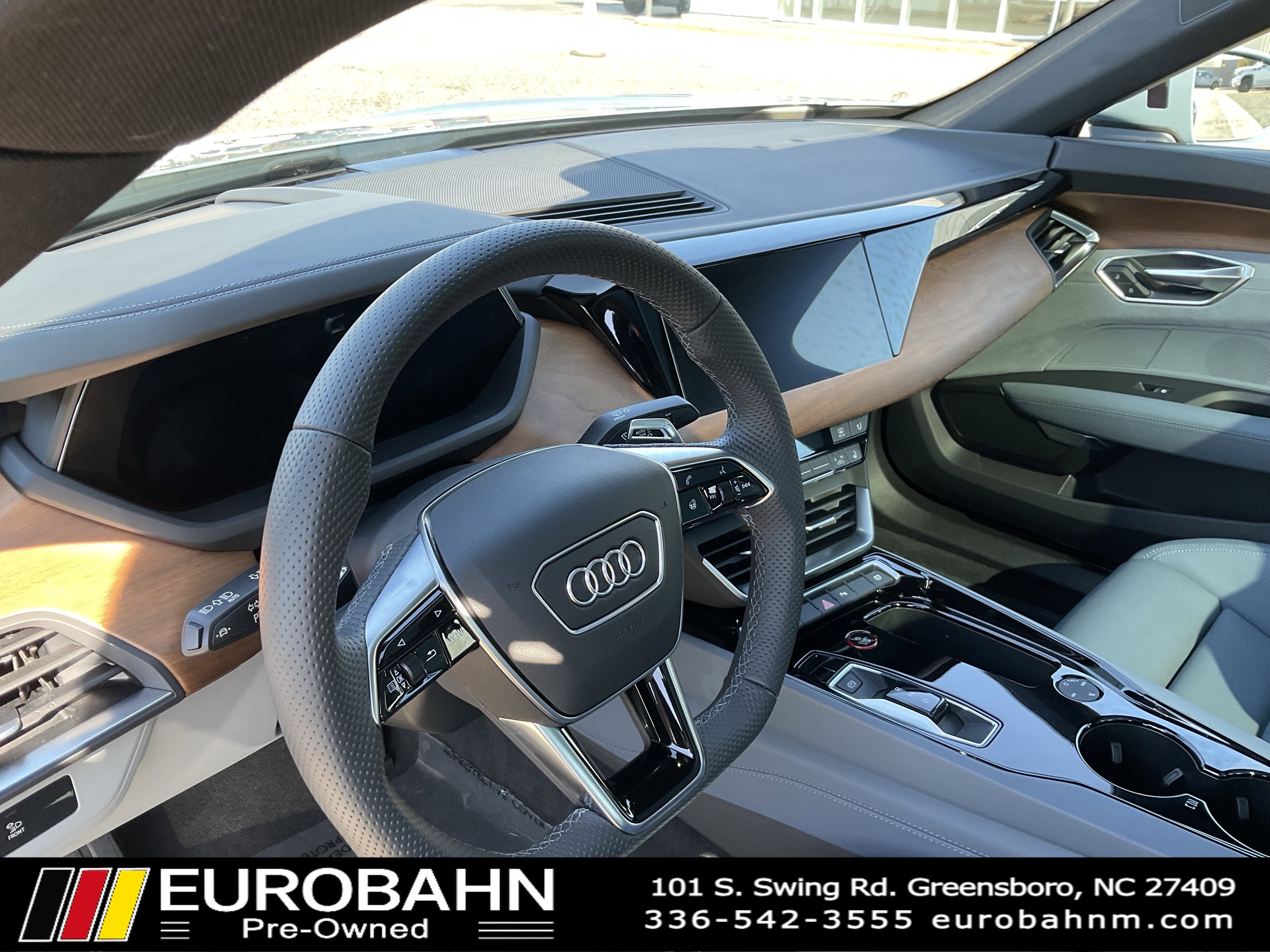 Used 2024 Audi e-tron GT Premium Plus image 7