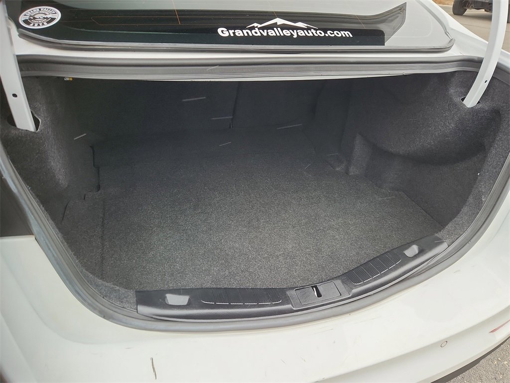 Used 2019 Ford Fusion Titanium image 12